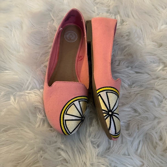 SO pink lemon slip on shoes size: 7.5 - Picture 3 of 4